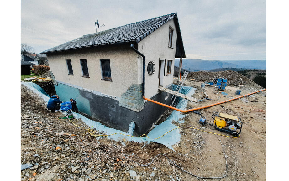 Feuchtigkeit im Mauerwerk schnell und langfristig beseitigen 